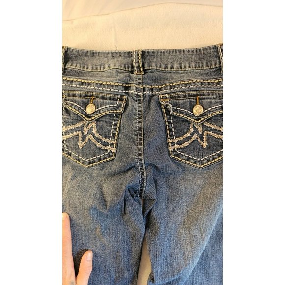 V.s.h Jeans Womens Med Wash Capri Sz 8 Denim Jeans Straight leg 31x19 - Picture 5 of 11